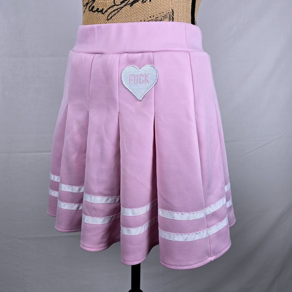 Y2K Spencer's Pink Pleated Mini Skirt Heart Patch Cheerleader Style Medium - Picture 4 of 9